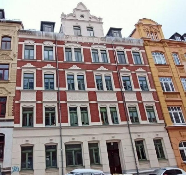 Chemnitz Günstige DG 3-Zi. mit Laminat, Balkon, Wanne und Dusche in sehr guter Lage Wohnung mieten