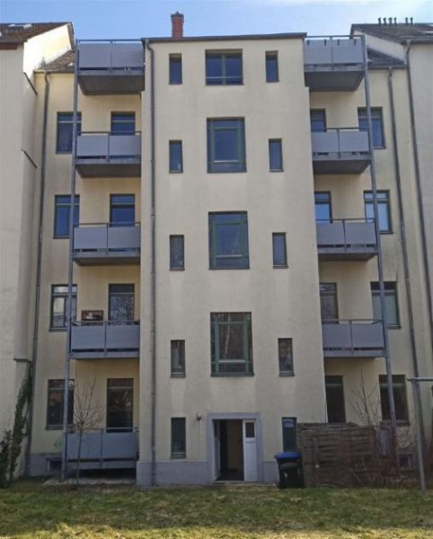 Chemnitz Günstige DG 3-Zi. mit Laminat, Balkon, Wanne und Dusche in sehr guter Lage Wohnung mieten