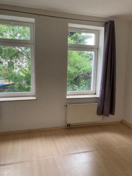 Chemnitz Gemütliche 3-Zimmer mit Laminat, Wannenbad und Einbauküche in guter Lage! Wohnung mieten