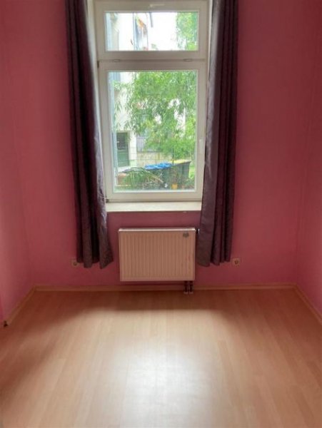 Chemnitz Gemütliche 3-Zimmer mit Laminat, Wannenbad und Einbauküche in guter Lage! Wohnung mieten