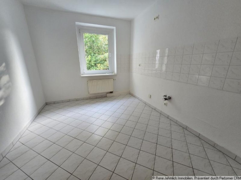Chemnitz Helle Dachgeschosswohnung mit Balkon und Blick ins Grüne in Reichenbrand Wohnung mieten