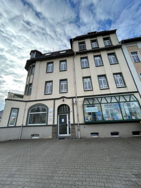 Chemnitz Neue Einbauküche! Große 3-Zimmer mit neuem Laminat und Wannenbad in guter Lage! Wohnung mieten