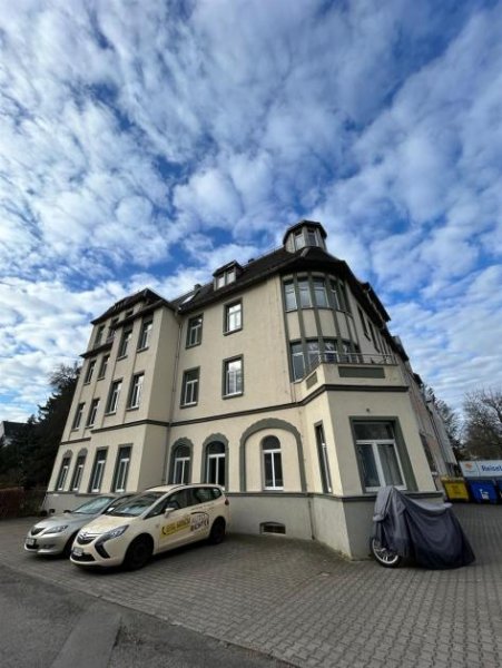 Chemnitz Neue Einbauküche! Große 3-Zimmer mit neuem Laminat und Wannenbad in guter Lage! Wohnung mieten