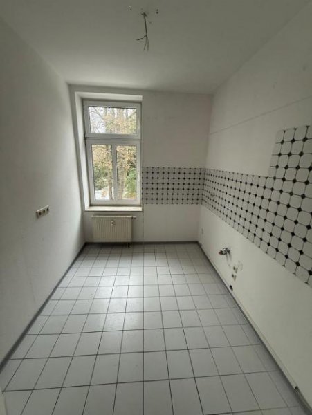 Chemnitz Gemütliche 2-Zimmer mit Laminat, Wanne und Dusche in ruhiger Lage Wohnung mieten