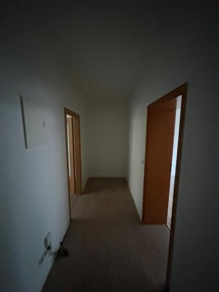 Chemnitz Großezügige 1-Zimmer mit Laminat, Wannenbad, Einbauküche & Balkon in ruhiger Lage! Wohnung mieten