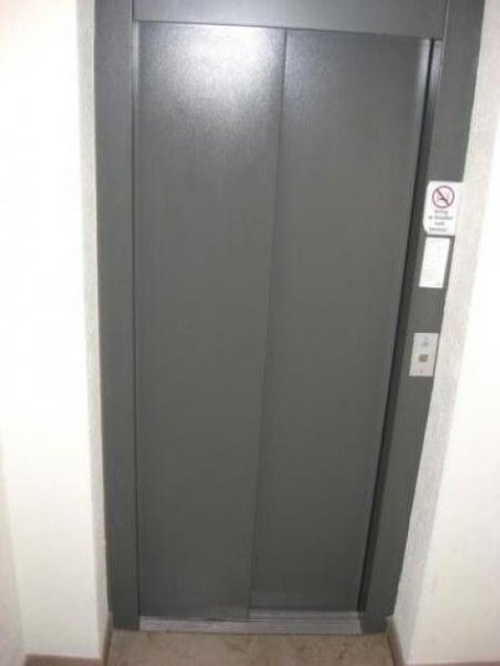Chemnitz Großzügige 1-Zimmer mit Einbauküche, Wanne, Dusche, Laminat und Aufzug in Uninähe! Wohnung mieten