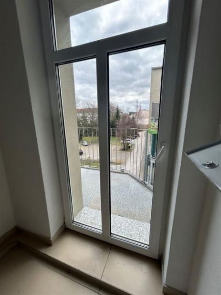 Chemnitz Großzügige 3-Zimmer mit Laminat, Balkon und Eckwanne in guter Lage Wohnung mieten