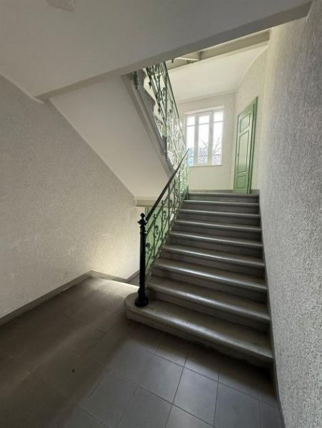 Chemnitz NEU-Sanierte 2-Zimmer mit Laminat, Balkon und offener Küche in zentraler Lage! EBK mgl. Wohnung mieten