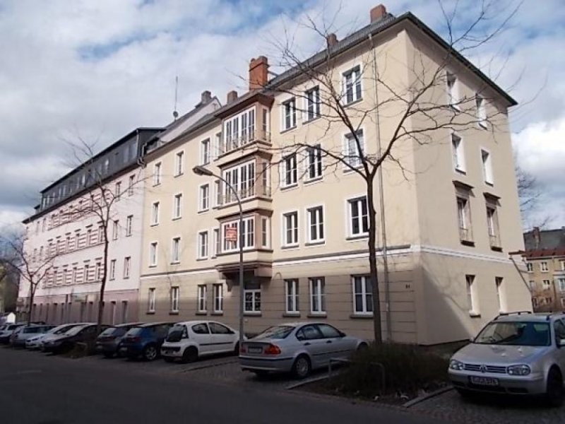Chemnitz *Neusanierte und großzügige 2-Zimmer mit Laminat und Wannenbad in schöner Lage* Wohnung mieten