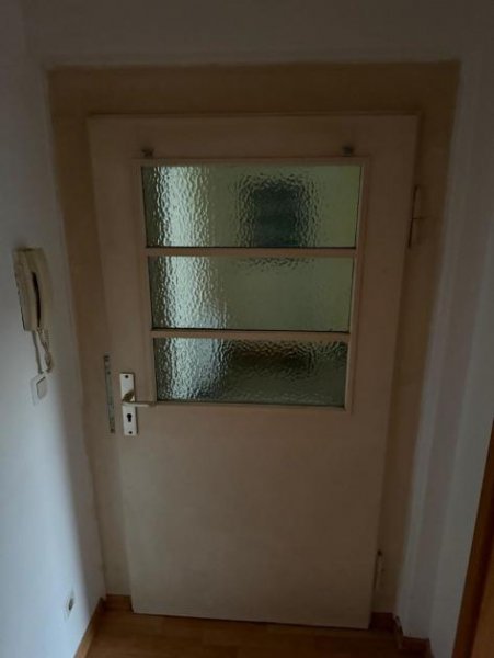 Chemnitz WG-taugliche 3-Zimmer mit Einbauküche, Laminat, Balkon und Wanne in ruhiger Lage! Wohnung mieten