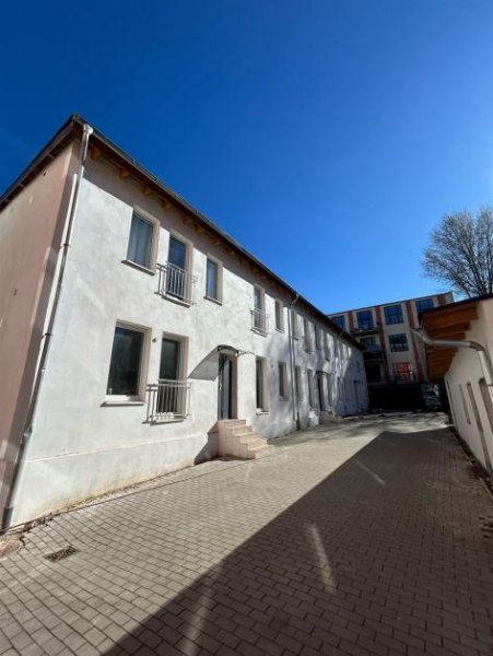 Chemnitz Zweitbezug nach San.! Kompaktloft 1-Zi. im Hinterhaus mit Du. und Lam. in zentraler Lage! EBK mgl. Wohnung mieten