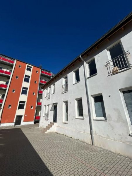 Chemnitz Zweitbezug nach San.! Kompaktloft 1-Zi. im Hinterhaus mit Du. und Lam. in zentraler Lage! EBK mgl. Wohnung mieten