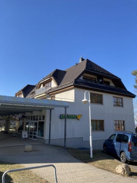 Chemnitz Großzügige 2,5-Zi. mit Laminat, EBK, Balkon und Wannenbad in sehr guter Lage! TG mgl. Wohnung mieten