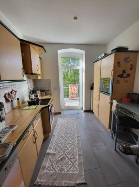 Chemnitz Gemütliche 3-Zi mit Balkon, Wanne, EBK und Laminat in zentraler Lage! Wohnung mieten