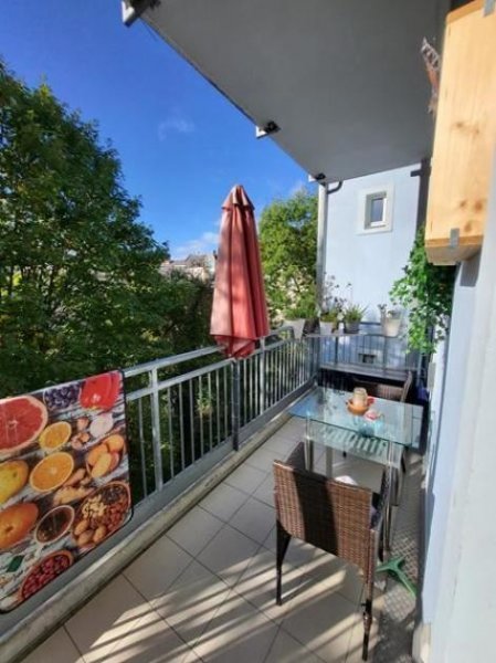 Chemnitz Gemütliche 3-Zi mit Balkon, Wanne, EBK und Laminat in zentraler Lage! Wohnung mieten