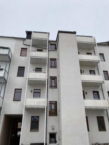 Chemnitz Gemütliche 3-Zimmer mit Laminat, Balkon und Wannenbad in zentraler Lage! Wohnung mieten