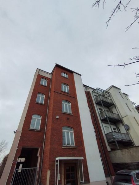 Chemnitz Gemütliche DG 1-Zimmer mit Laminat in zentraler Lage Wohnung mieten