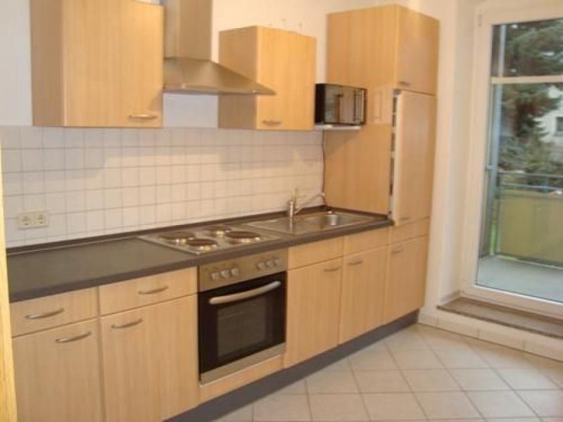 Chemnitz Großzügige 2-Zimmer mit Wannenbad, Einbauküche und Balkon zum Toppreis! Wohnung mieten