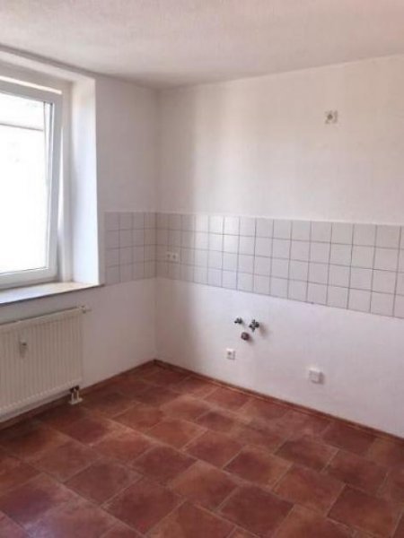 Chemnitz Großzügige 2-Zimmer mit Laminat und Wannenbad in ruhiger Lage! Wohnung mieten