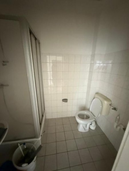 Chemnitz * Günstige 2-Zimmer mit Laminat und Dusche in Zentrumsnähe! * Wohnung mieten