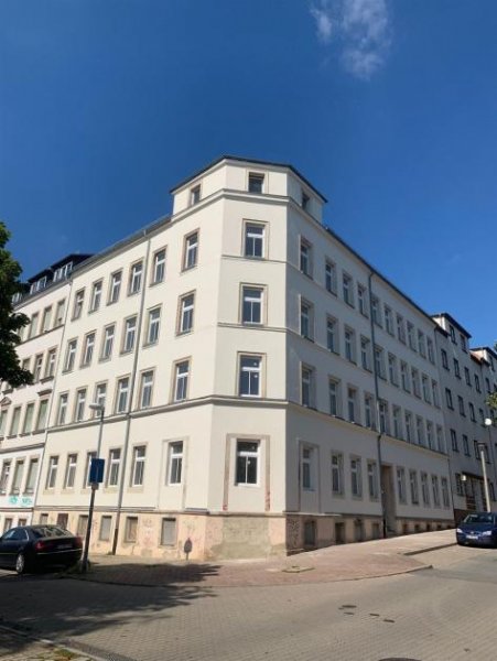 Chemnitz Zweitbezug nach San.! Große3-Zi. mit Einbauküche, Laminat, Lift, Balkon und Wanne! Wohnung mieten