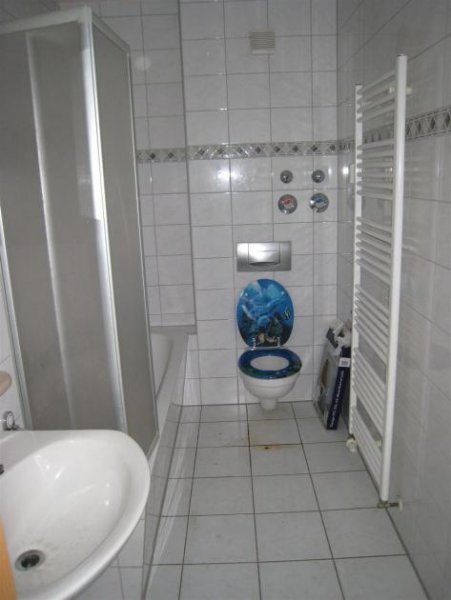 Chemnitz Großzügige 2-Zimmer mit Laminat, Wannenbad, SP und Balkon in ruhiger Lage! EBK mgl. Wohnung mieten