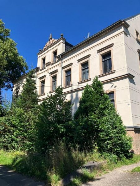 Chemnitz Großzügige 2,5-Zimmer mit Terrasse, Wanne, Dusche und Laminat und in guter Lage! Wohnung mieten