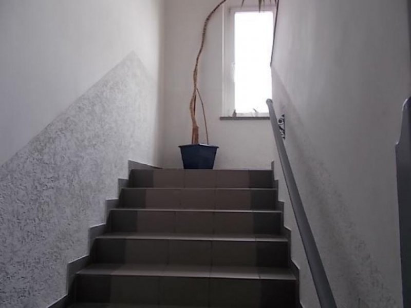 Limbach-Oberfrohna Neurenovierte EG 1-Zimmer mit Laminat im Zentrum * Wohnung mieten