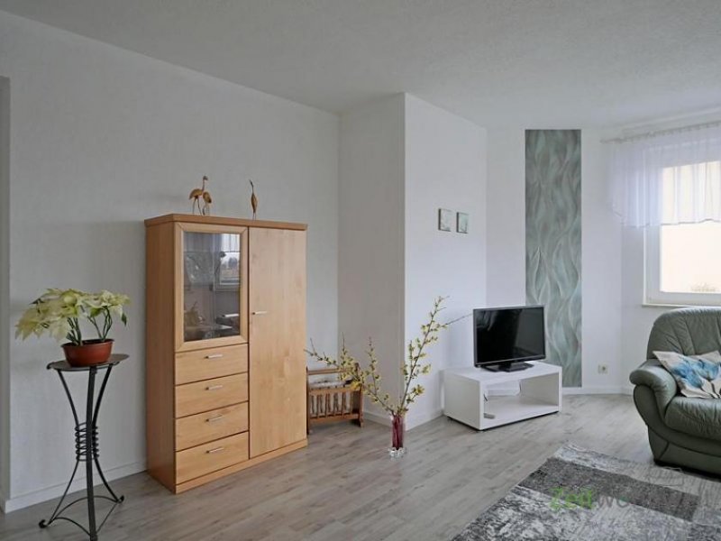 Neukirchen-Adorf (EF0877_M) Chemnitz: Neukirchen/Erzgeb., Bezug in neu renovierte und möblierte 2-Zimmer-Wohnung, ruhige Wohnlage Wohnung mieten