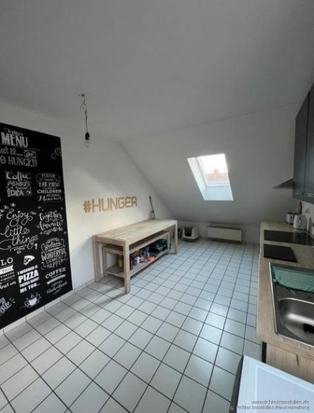 Burkhardtsdorf 3-Zimmer-Dachgeschosswohnung mit Balkon und Galerie in ruhiger Lage Wohnung mieten