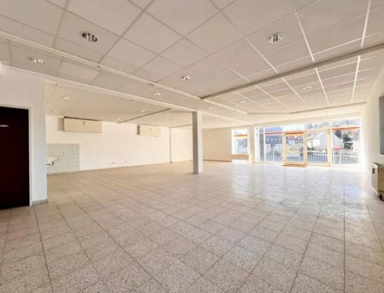 Jahnsdorf/Erzgebirge Großzügige Laden-/Büroeinheit in Jahnsdorf! Gewerbe mieten
