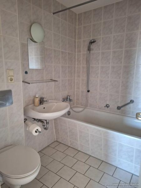 Freiberg 1-Zimmer Dachgeschosswohnung - mit Einbauküche Bahnhofsnähe Wohnung mieten