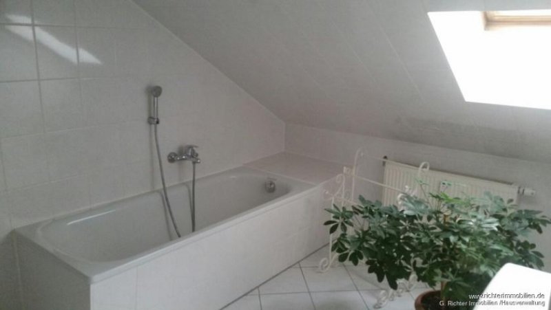 Freiberg 2-Zimmer Dachgeschoss Maisonette Wohnung
direkt an der UNI, EBK optional Wohnung mieten