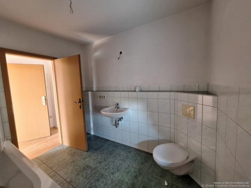 Großschirma 2-Zimmer - Wohnung in Siebenlehn direkt am Markt Wohnung mieten