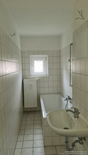 Halsbrücke 2-Zimmer-Etagenwohnung, ruhige Wohnlage, mit Balkon in Halsbrücke Wohnung mieten