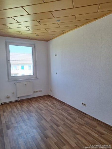 Lichtenberg (Landkreis Mittelsachsen) Gemütlich 3-Zimmer-Etagenwohnung in Lichtenberg/Erzgebirge zur Miete Wohnung mieten