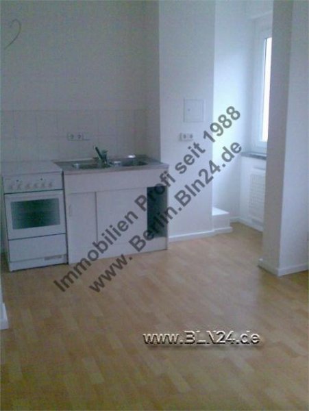 Berlin Balkon Südseite + ruhige-2er WG -- Mietwohnung Wohnung mieten