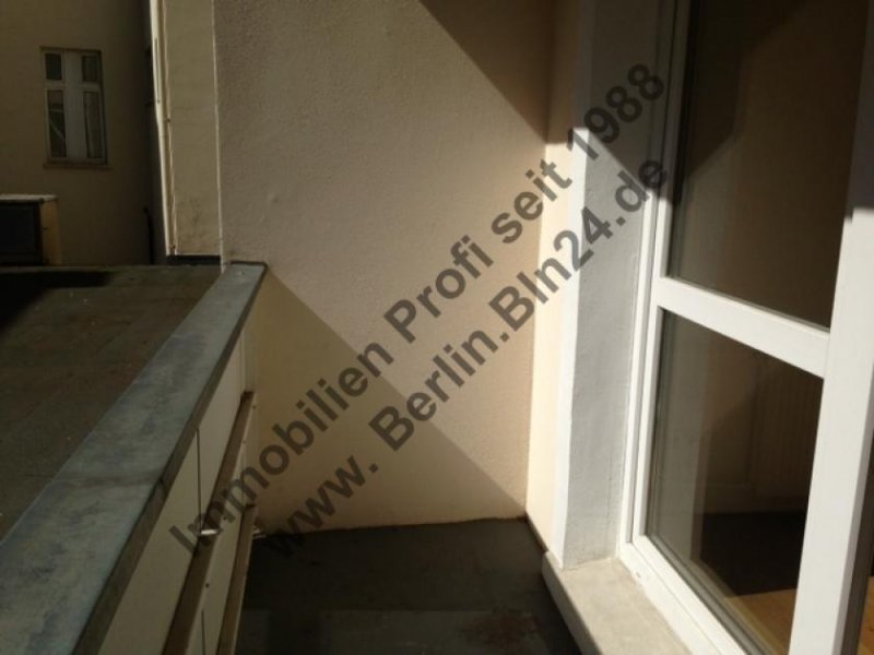 Berlin Balkon Südseite + ruhige-2er WG -- Mietwohnung Wohnung mieten