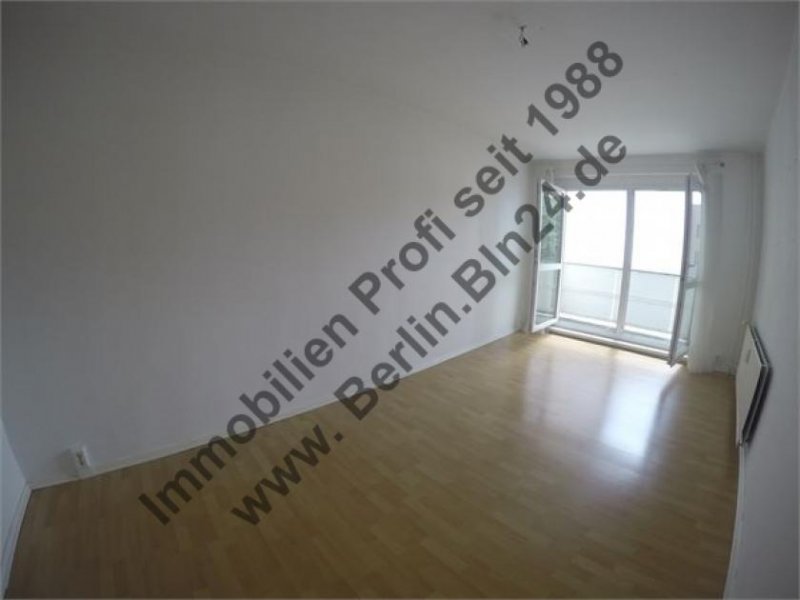 Berlin Wohnzimmer Balkon Südseite -2er WG geeignet Wohnung mieten