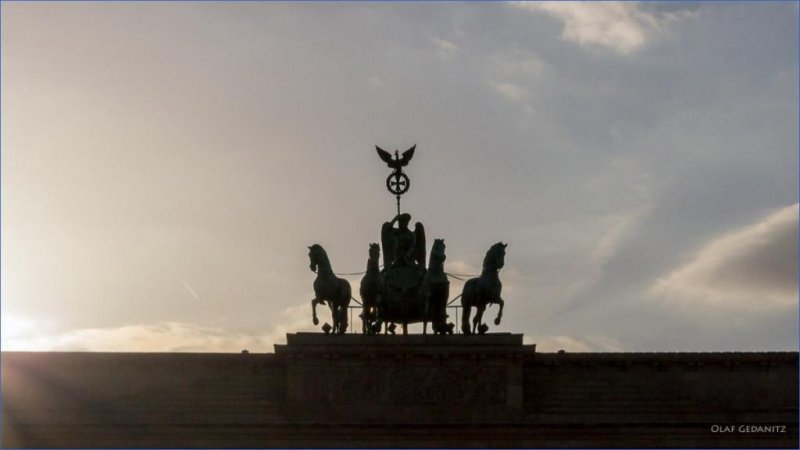 Berlin Büro am "Brandenburger Tor" ab 15 m² provisionsfrei Gewerbe mieten