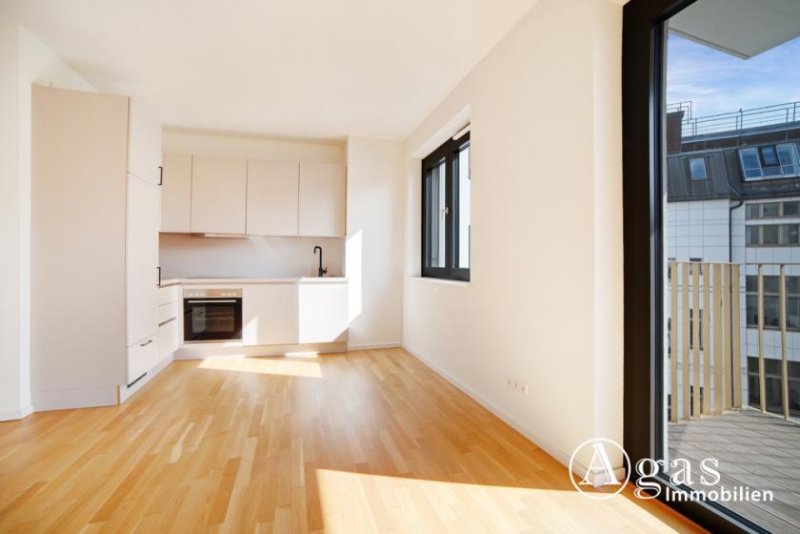 Berlin Clever geschnittene, helle 2 Zimmer Wohnung mit ca. 52m², EBK und Fußbodenheizung in Berlin-Mitte Wohnung mieten
