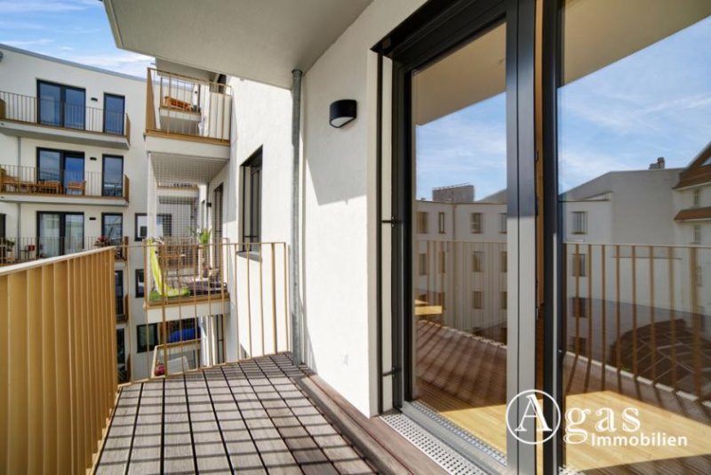 Berlin Clever geschnittene, helle 2 Zimmer Wohnung mit ca. 52m², EBK und Fußbodenheizung in Mitte! Wohnung mieten