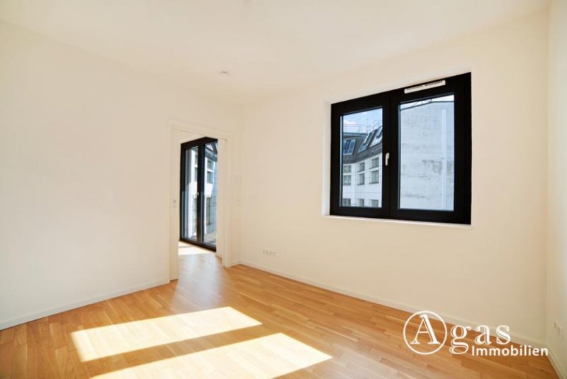 Berlin Clever geschnittene, helle 2 Zimmer Wohnung mit ca. 52m², EBK und Fußbodenheizung in Berlin-Mitte Wohnung mieten