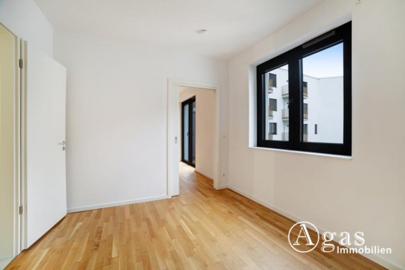 Berlin Clever geschnittene, helle 2 Zimmer Wohnung mit ca. 41m², EBK und Fußbodenheizung in Berlin-Mitte! Wohnung mieten