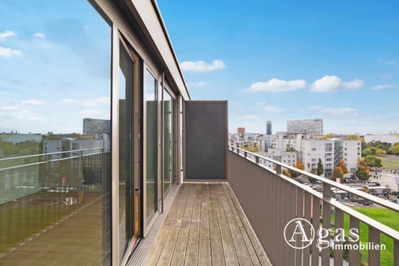 Berlin Dachgeschoss! Luxuriöse 3 Zimmer Wohnung mit ca. 88m², EBK und Skyline-View in Mitte Wohnung mieten