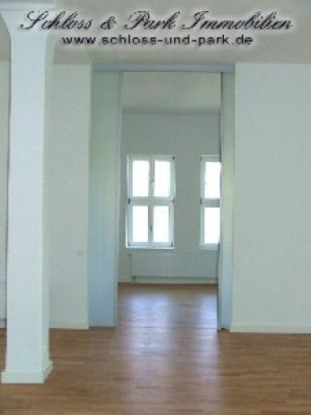 Berlin EXKLUSIVES LOFT ZUM ERSTBEZUG IN MITTE * 2 BÄDER * DECKENHÖHE ÜBER 4 METER * GROSSER BALKON * GARAGE Wohnung mieten