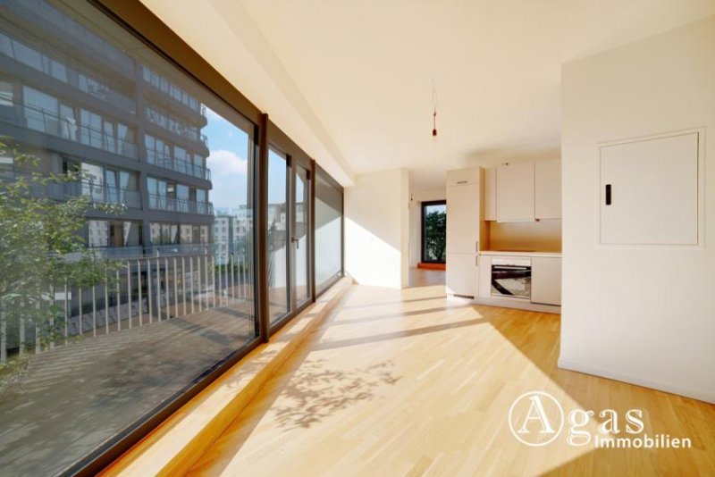 Berlin Highlight-Wohnung mit 4 Zimmern, ca. 120m², EBK und umlaufendem Balkon mit Panoramablick in Berlin-Mitte! Wohnung mieten