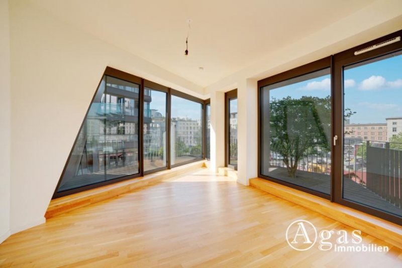 Berlin Highlight-Wohnung mit 4 Zimmern, ca. 120m², EBK und umlaufendem Balkon mit Panoramablick in Berlin-Mitte! Wohnung mieten