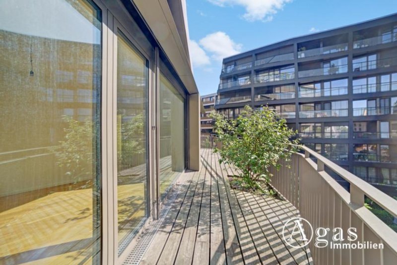 Berlin Highlight-Wohnung mit 4 Zimmern, ca. 120m², EBK und umlaufendem Balkon mit Panoramablick in Berlin-Mitte! Wohnung mieten