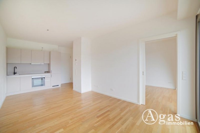 Berlin Ruhige 2 Zimmer Wohnung ca. 40m², EBK, Fußbodenheizung und Balkon mit Weitblick in Berlin-Mitte! Wohnung mieten